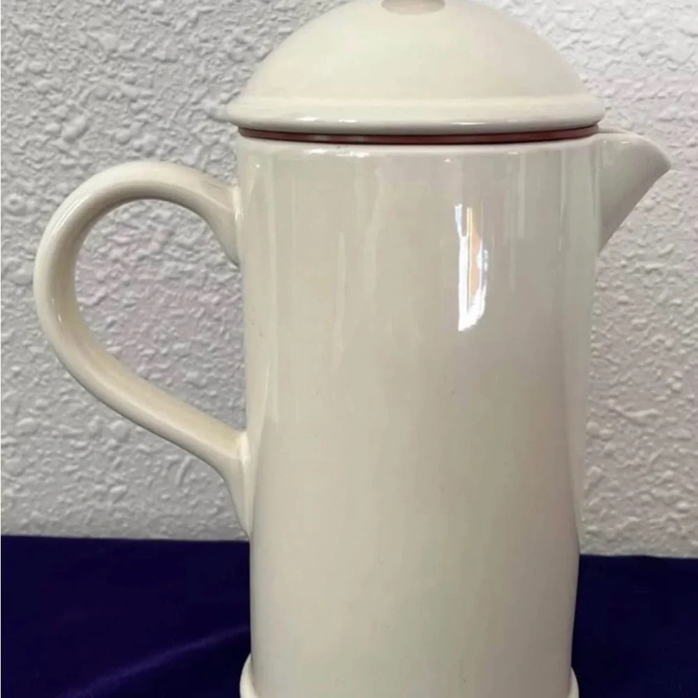Crate & Barrel La Chocolatiere HotChocolate Pot Ceramic French PressFrother 34oz